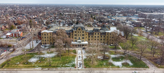 PrimaryOne Health - Parsons Ave Dental Center