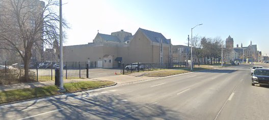 Waller Health Center on Cathedral Green